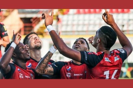 Fotografía Primera división venezolana jornadas 12 y 9 caracas